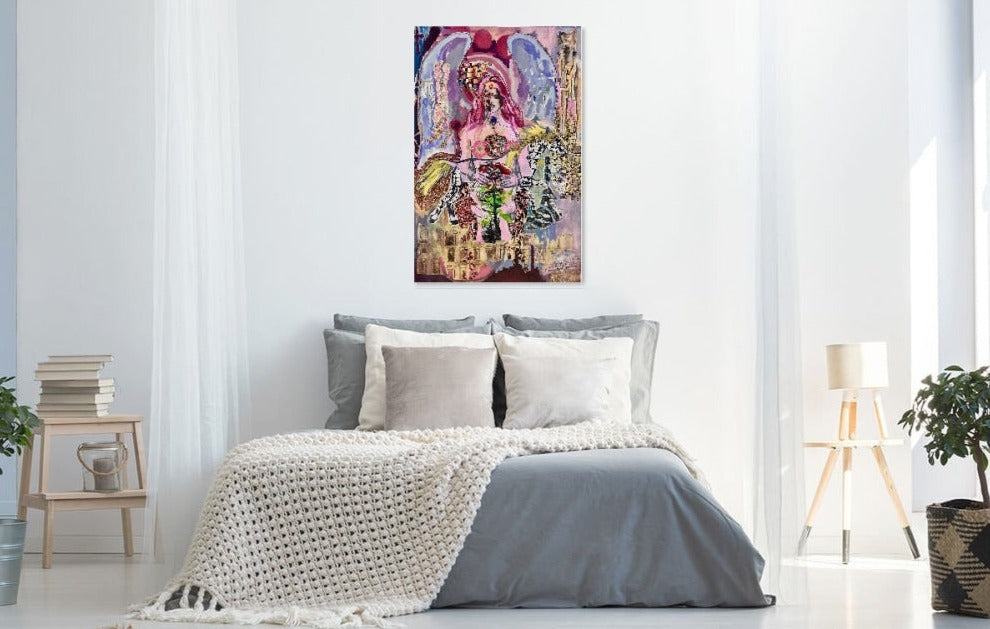 The Artist Komes First